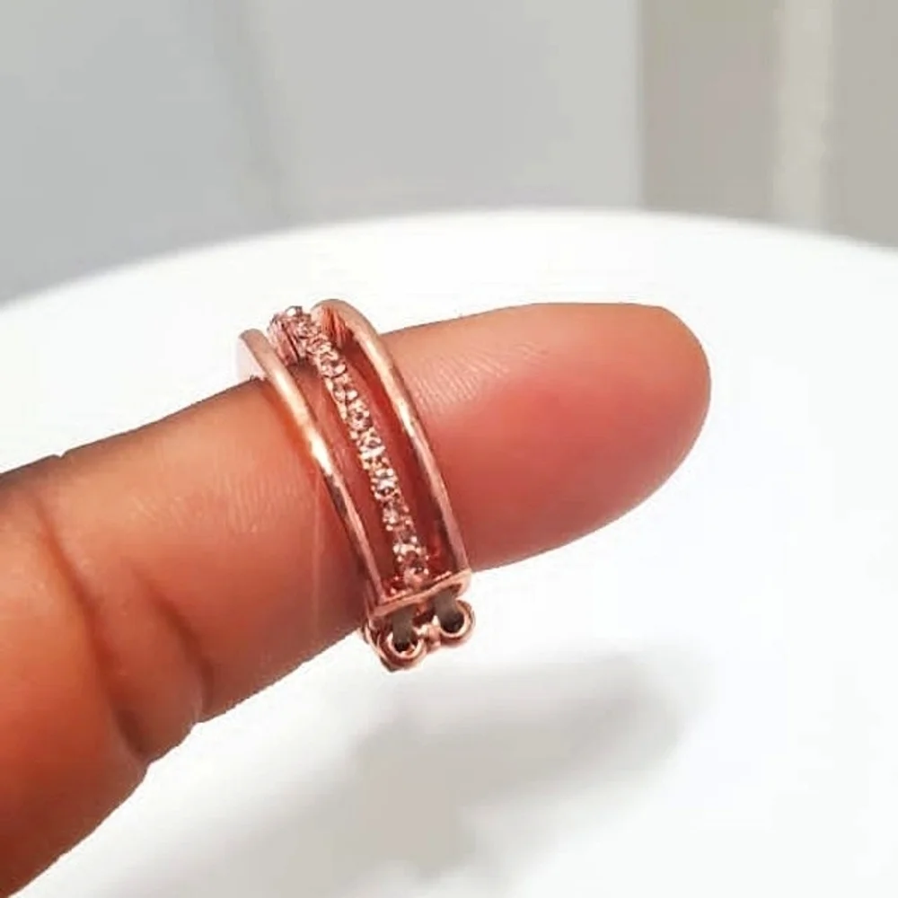 🌴 RoseGold Tone Ring 🤳